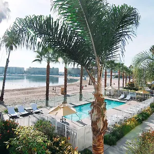 Jamaica Bay Marina Del Rey Tapestry Collection By Hilton Los Angeles