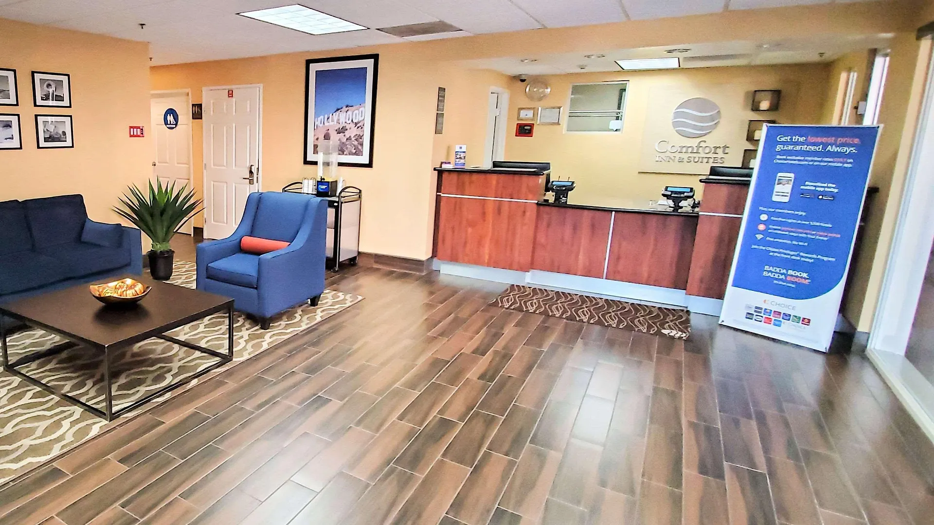 Comfort Inn & Suites Near Universal - N Hollywood - Burbank Los Angeles 3*,  United States