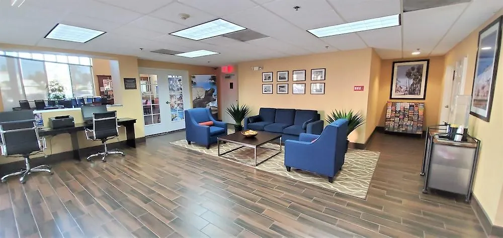 Hotel Comfort Inn & Suites Near Universal - N Hollywood - Burbank Los Angeles